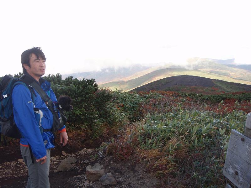 PA070346.JPG - 秋田駒ケ岳登山道しゃくなげコースにて